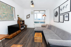 New Listing! Stylish 2BR in Shoreditch
